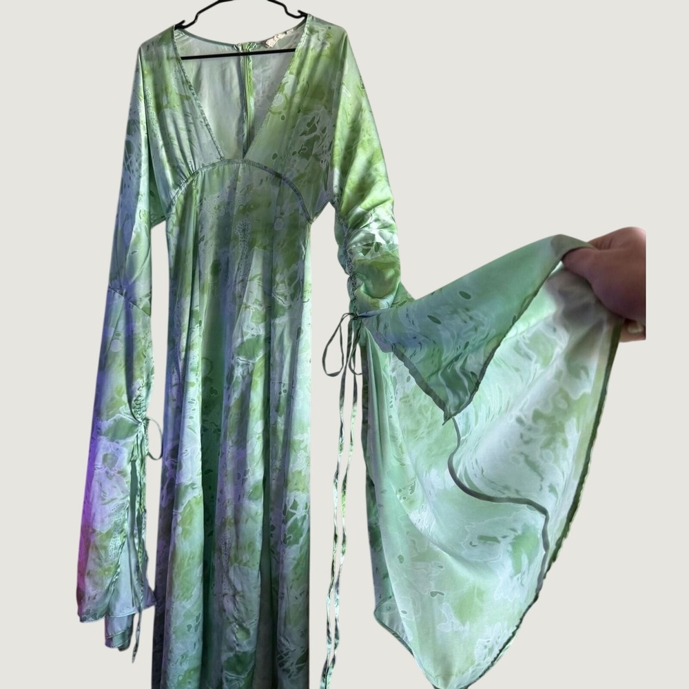 Lulumele Maxi Dress M Green Tie Dye Ruched Bell Sleeve V-Neck Boho Satin Slit